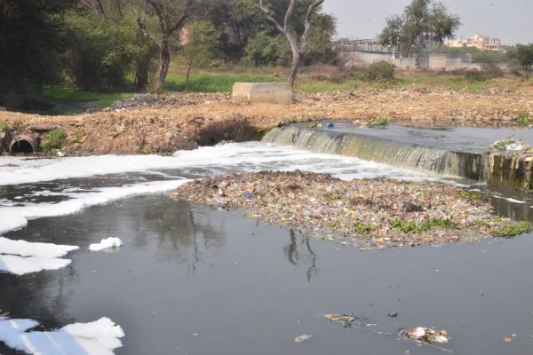 खारून नदी में सीवरेज का जहर