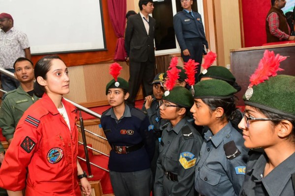 Interaction with pilots 