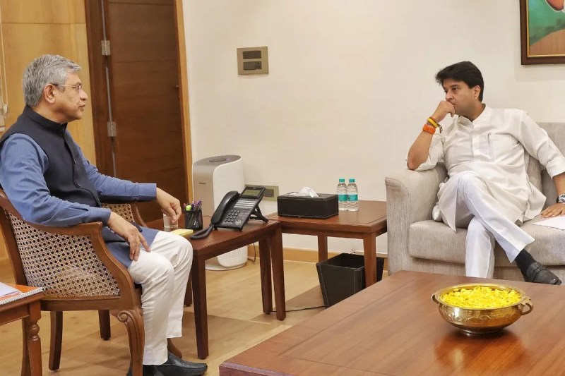 Gwalior-Guna-Chambal will connect to country rail network Jyotiraditya Scindia meeting Railway Minister mp news