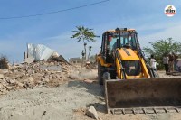 Bulldozer Action bhopal bada talab