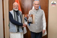 Benjamin Netanyahu with Pm Modi in Indian costume