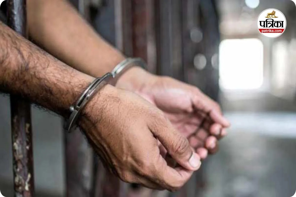 कृषि मंडी अधिकारी पर यौन उत्पीड़न का आरोप (photo source- Patrika)