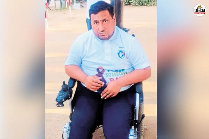 मस्कुलर डिस्ट्रॉफी बीमारी से पीड़ित विनोद चौधरी, पत्रिका फोटो