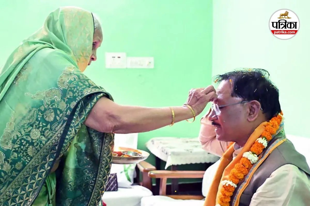 जन्मदिन पर गृहग्राम बगिया पहुंचे CM साय (photo source- Patrika)