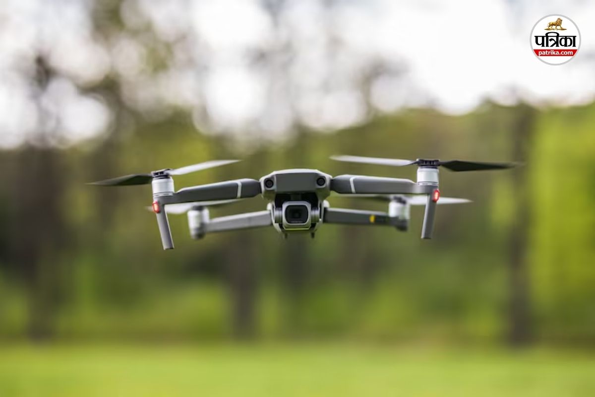 ड्रोन कैमरों से प्रदेश की खदानों की निगरानी (फोटो सोर्स- Freepik)