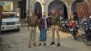 पुलिस की गिरफ्त में आरोपी, फोटो सोर्स- कानपुर कमिश्नरेट पुलिस