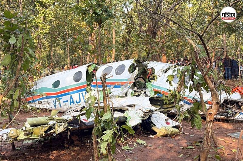 Jharkhand air ambulance crash, air ambulance crash India, medical evacuation aircraft crash, Beechcraft C90 King Air crash,