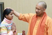 कानपुर की खुशी ने सबको रुला दिया