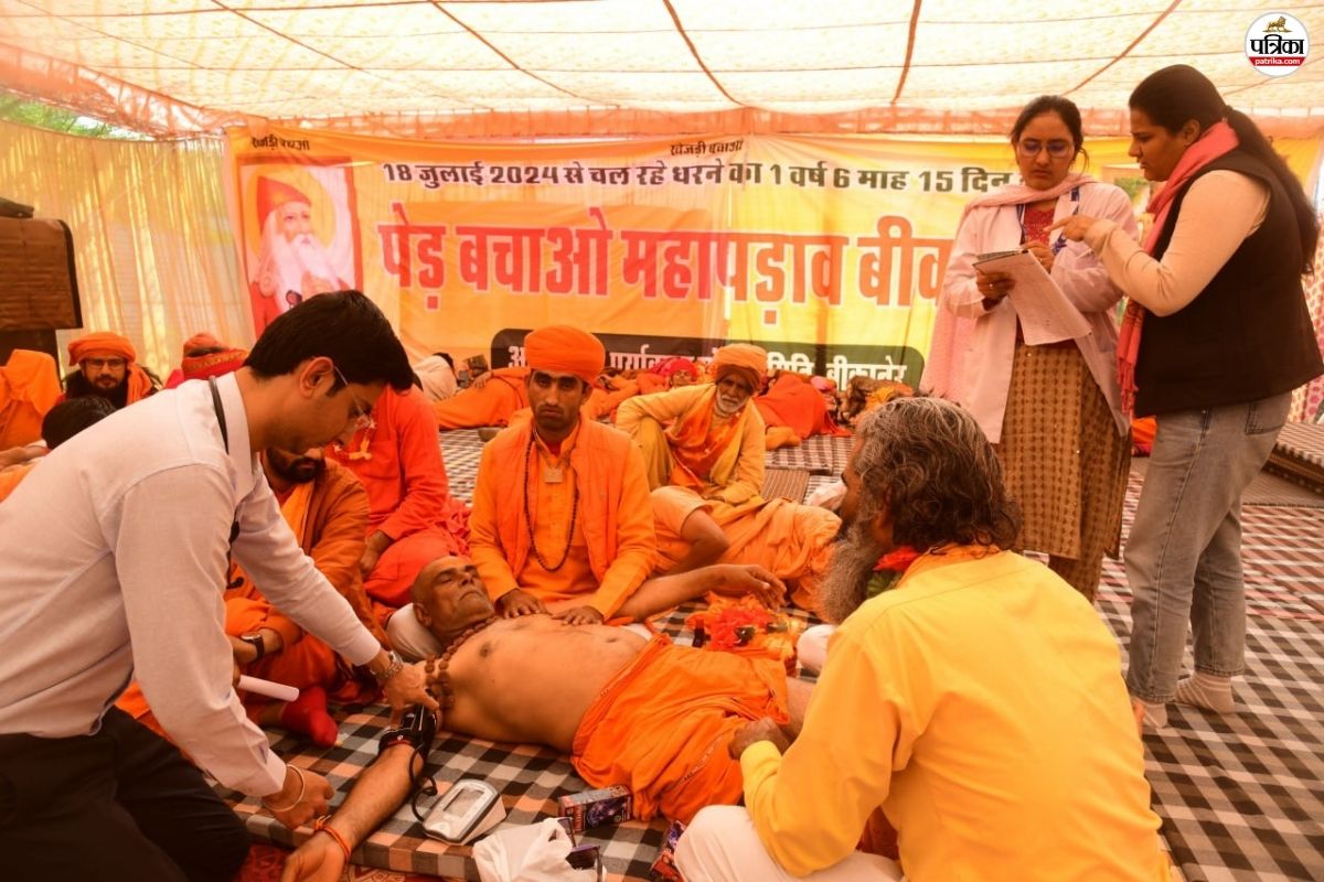 खेजड़ी बचाओ आंदोलन : आमरण अनशन पर बैठे 10 से अधिक लोगों की तबीयत बिगड़ी