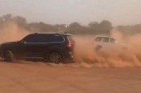 Dangerous stunts with car, dangerous stunts with car in Jodhpur, dangerous stunts with car in Rajasthan, dangerous stunts by students with car, Jodhpur News, Rajasthan News, कार से खतरनाक स्टंट, कार से खतरनाक स्टंट इन जोधपुर, कार से खतरनाक स्टंट इन राजस्थान, छात्रों का कार से खतरनाक स्टंट, जोधपुर न्यूज, राजस्थान न्यूज