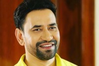 Karishma Kapoor, Dinesh Lal Yadav Crazy Fan of Karishma Kapoor, Nirahua Made 4 blockbuster Movie after Watching Raja Hindustani, Dinesh Lal Yadav used to get irritated by the name Nirahua,Bhojpuri, Bhojpuri Adda