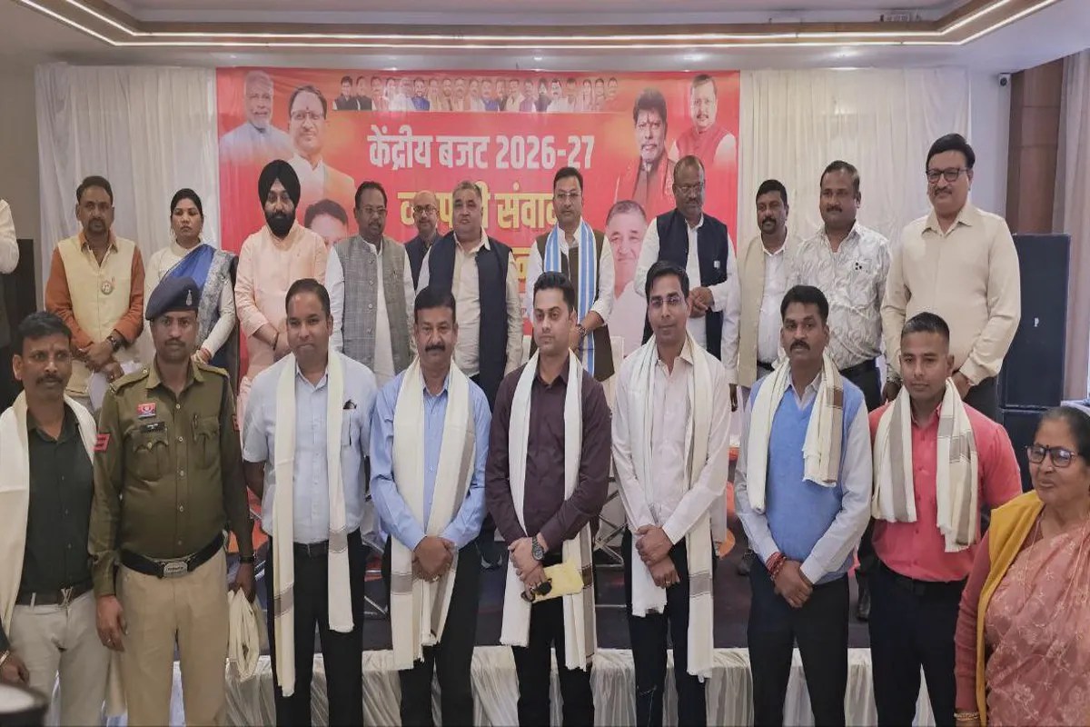 Minister honored policemen