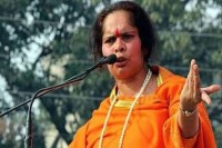 sadhvi prachi big statement said wherever hindus have decreased there cut saharanpur news