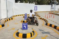 हल्के दोपहिया वाहनों के लिए अनुमति पर केंद्र से मांगी गई सहमति (फोटो सोर्स : WhatsApp News Group)