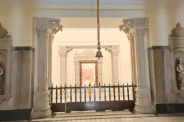 18 idols stolen from Vishnu temple at Scindia Chhatri gwalior mp news