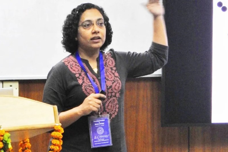 iiser bhopal woman scientist obscene messages case high court gives big decision mp news