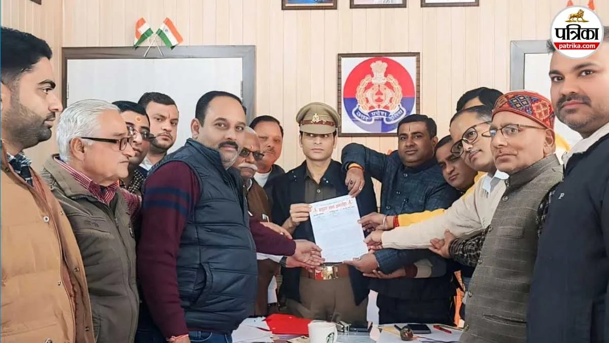 amroha ghooskhore pandit web series controversy