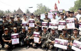 महिला एवं बाल विकास मंत्री लक्ष्मी हेब्बालकर ने बेलगावी में महिलाओं और बच्चों की सुरक्षा के लिए अक्का पडे सुरक्षा बल की शुरुआत की।