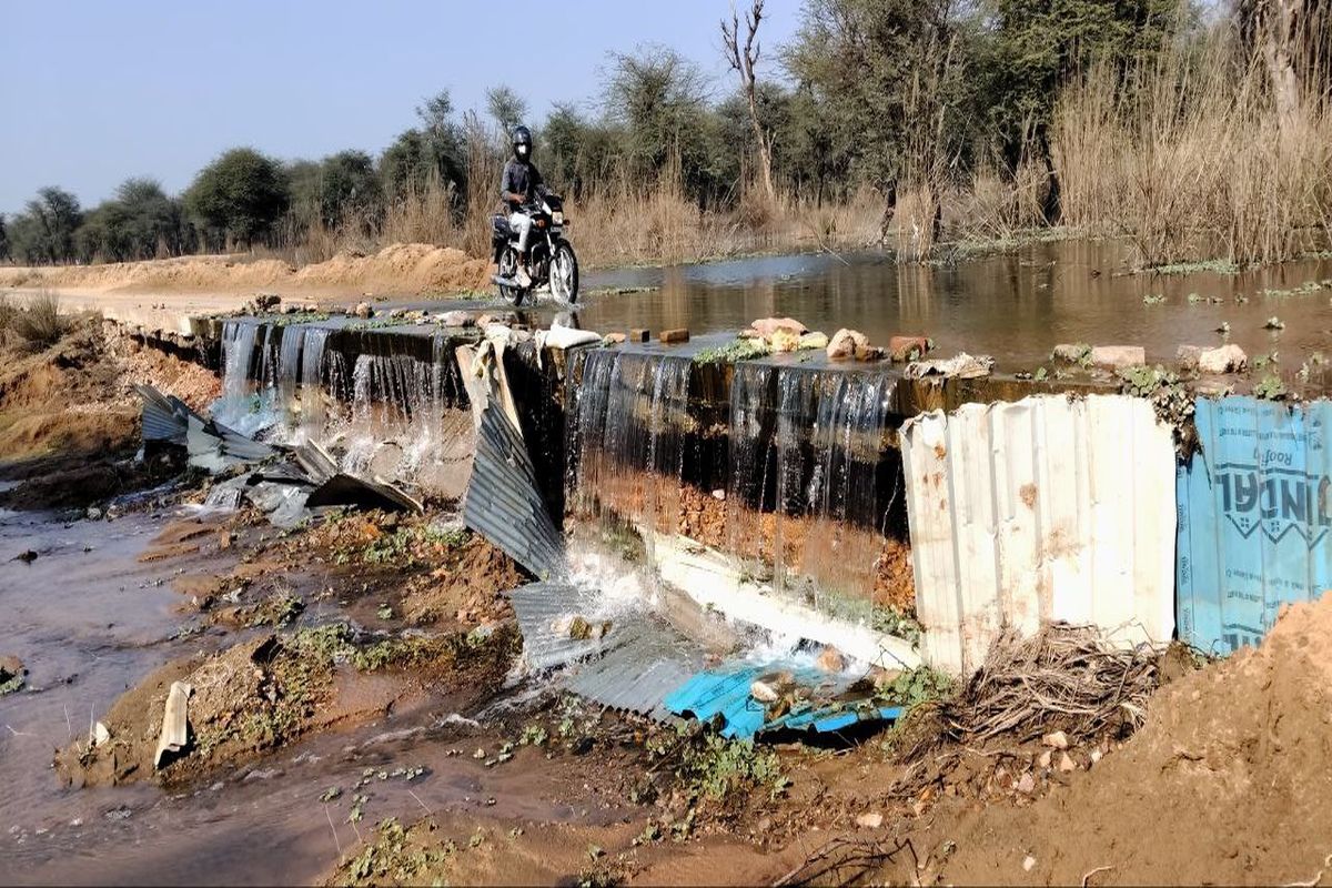 सिंदोली बांध पर छह माह से चल रही चादर, बढ़ता कटाव बना हादसे का खतरा
