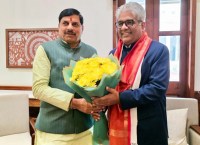 CM Mohan Yadav and BJP State President Hemant Khandelwal reached Delhi