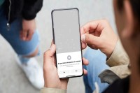 सोशल मीडिया पर 30 बार बाल यौन शोषण सामग्री अपलोड करने का आरोप