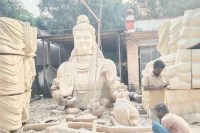 vanvasi shri ram statue dispatched to raipur ram path gaman project gwalior mp news