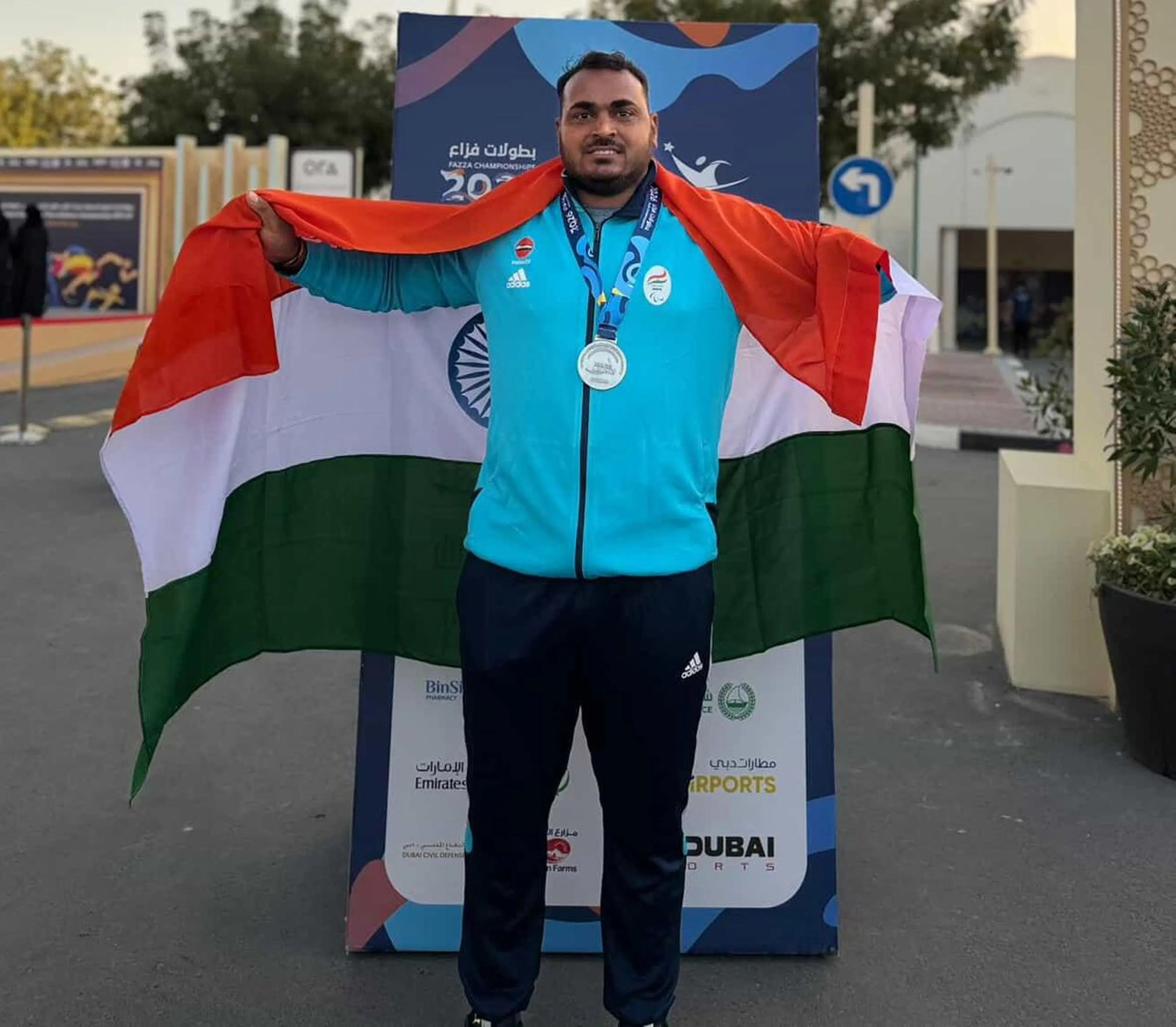 चांदी पर दमदारी से फेंका गोला, दुबई में देवेंद्र का शानदार धमाका