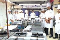 मीडिया प्रतिनिधियों को संस्थान की शैक्षणिक व्यवस्था, अत्याधुनिक आधारभूत संरचना और सक्रिय कैंपस जीवन से रूबरू कराया गया।