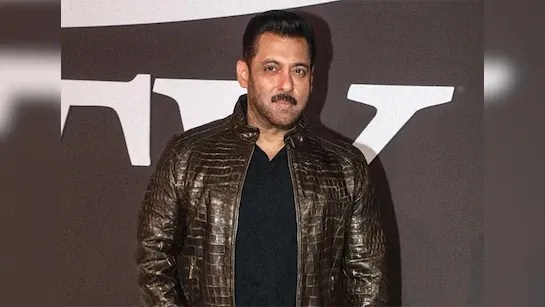Salman Khan relative receives Death threat