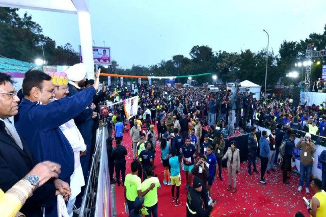 AU marathon jaipur CM Bhajanlal Flags Off Actor Sharma Milind soman run