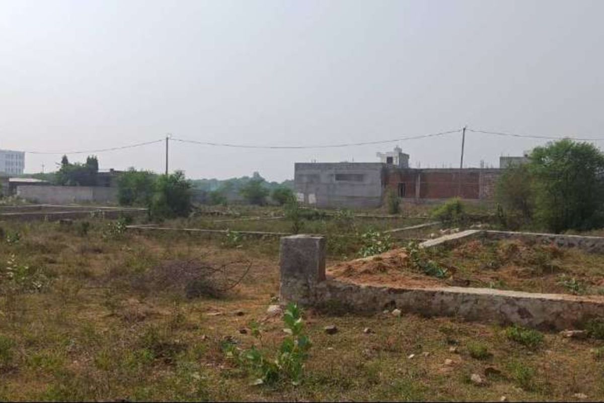 developer contacted police against local farmers alleging illegal encroachment on the company land