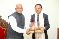 PM Narendra Modi's Principal Secretary met with MP Governor Mangubhai Patel