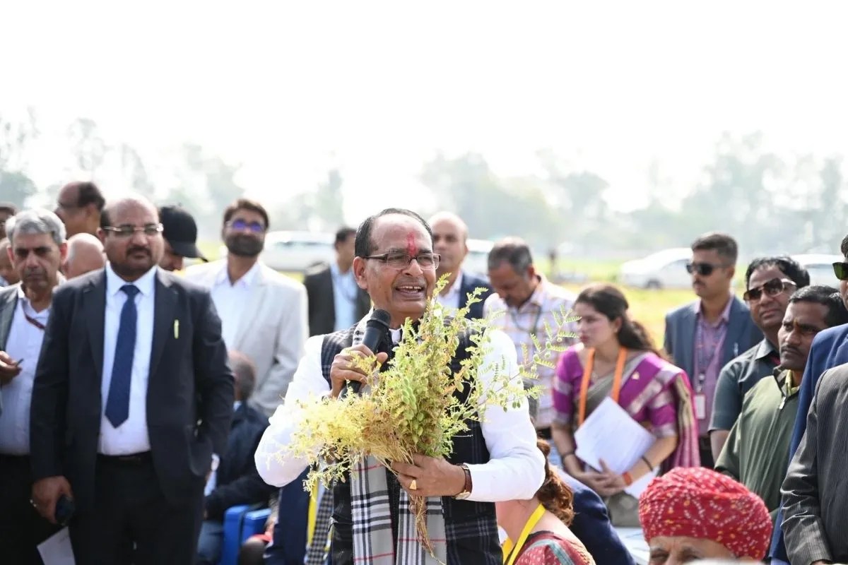 मॉडल खेती के लिए किसानों को मिलेंगे 10 हजार, शिवराज सिंह की घोषणा