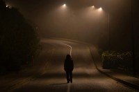 बदायूं गैंगरेप केस सांकेतिक तस्वीर सुनसान सड़क महिला