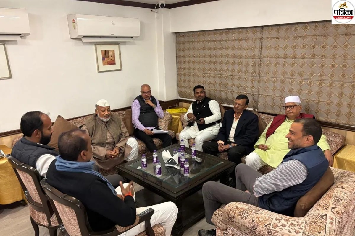 Bihar Congress leaders at a meeting of the Congress legislative party
