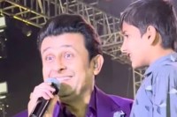 Sonu Nigam Helps Lost Child in Live Concert