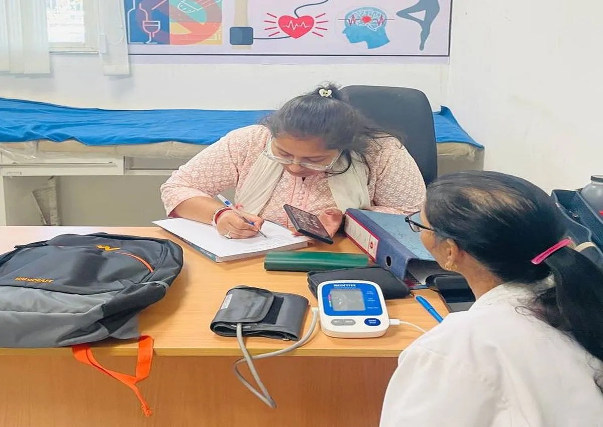 यहां मुख्य रूप से डायबिटीज, बीपी और मोटापे जैसी जीवनशैली से जुड़ी बीमारियों की समय पर जांच और रोकथाम पर फोकस किया जा रहा है, जिससे मरीजों को शुरुआती स्तर पर ही राहत मिल रही है।