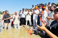 मध्यप्रदेश सरकार द्वारा नदी जोड़ो अभियान के अंतर्गत नर्मदा नदी को छोटी कालीङ्क्षसध नदी से जोड़ा गया है।