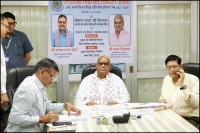 बोर्ड परीक्षा का परिणाम जारी करते शिक्षा मंत्री मदन दिलावर, फोटो