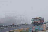 खराब ट्रक के कारण रेल रूट बाधित, फोटो सोर्स- पत्रिका