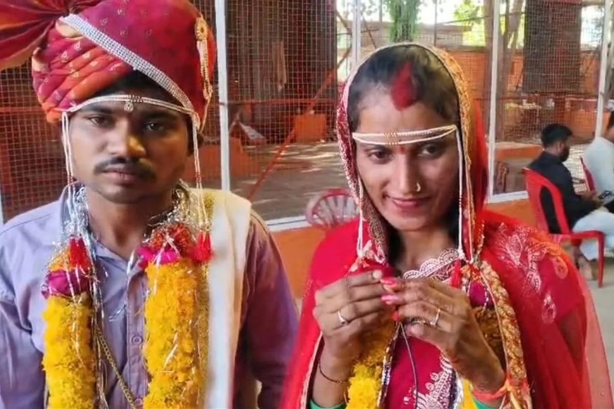 घर वापसी… संभाजी नगर की नाजिया शाह ने वंशिका बनकर रावेर के अक्षय के साथ अग्नि के समक्ष लिए सात फेरे