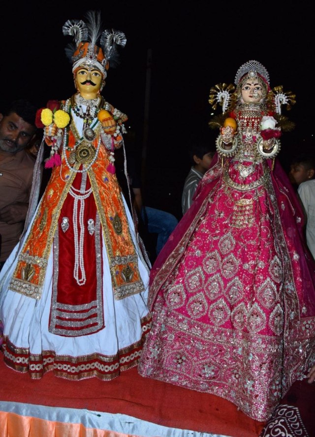 The royal Gangaur procession started from Ahichhatrapur fort.