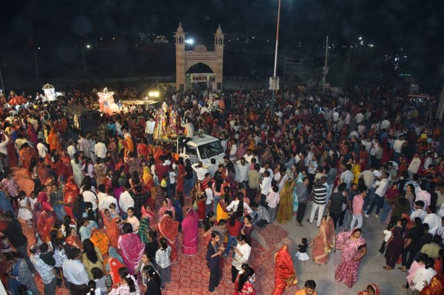 The royal Gangaur procession started from Ahichhatrapur fort.