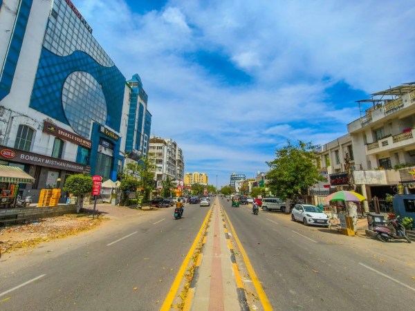 Cloudy weather in jaipur 