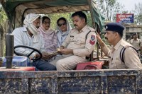 Constable arrested for taking bribe, action taken against TI