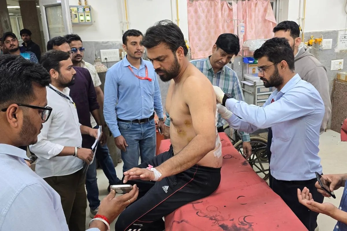 अजमेर अपराध: 12000 रुपये की मांग पर युवक पर चाकू और पेचकस से हमला