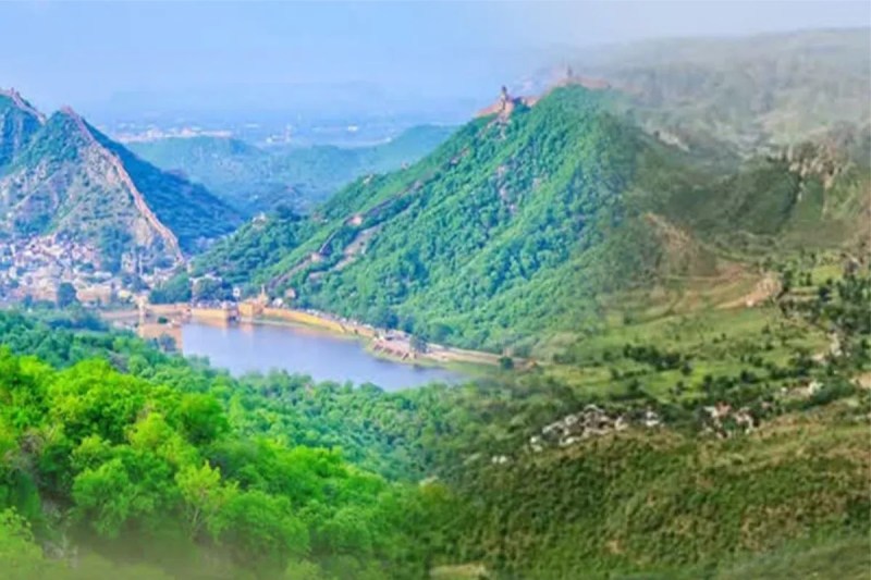 Aravalli mountains mining case, Supreme Court Aravalli protection, Aravalli mining ban Rajasthan, Aravalli hills Supreme Court hearing, Rajasthan mining news Bhilwara, Aravalli range environmental issue, Aravalli conservation India, Supreme Court mining status quo order, Bhilwara Aravalli mining area, Aravalli hills environmental protection, India mining regulation news, Aravalli forest cover dispute, Rajasthan quarry mining news, Supreme Court environment case India, Aravalli range legal battle