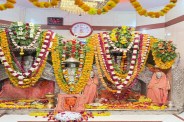 शुभ योग में पूजा और मंदिरों में भव्य तैयारियां (फोटो सोर्स : भाषा WhatsApp News Group)