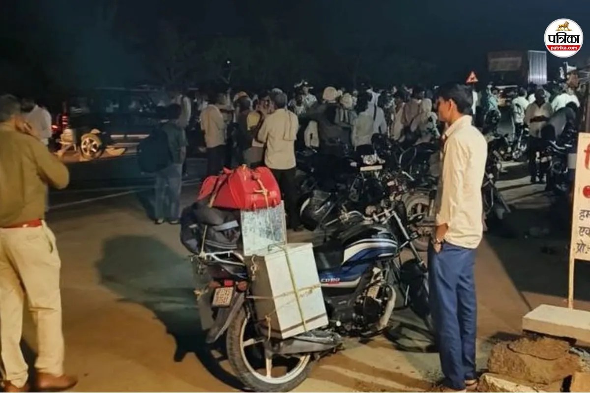 जयपुर बांदीकुई एक्सप्रेस वे पर ग्रामीणों ने लगाया जाम, पत्रिका फोटो