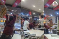 रेलवे स्टेशन के कैफे लाइट होटल में दो गुटों में मारपीट (फोटो सोर्स- पत्रिका)